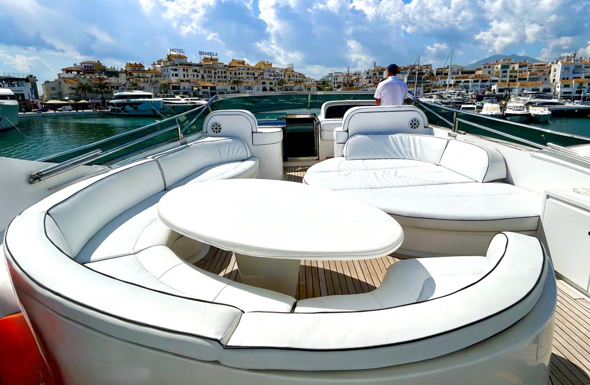 Super Yacht Located In Puerto Banus Hotell Marbella Eksteriør bilde