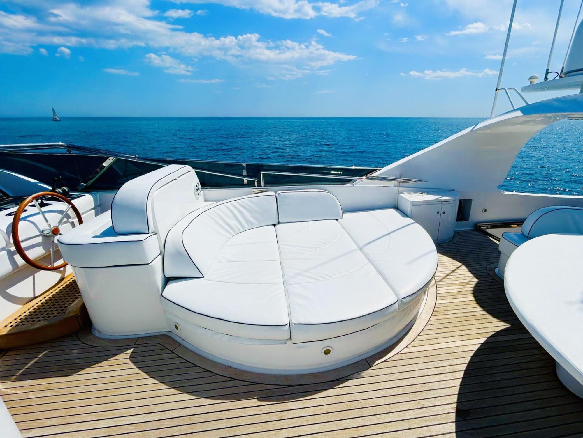 Super Yacht Located In Puerto Banus Hotell Marbella Eksteriør bilde